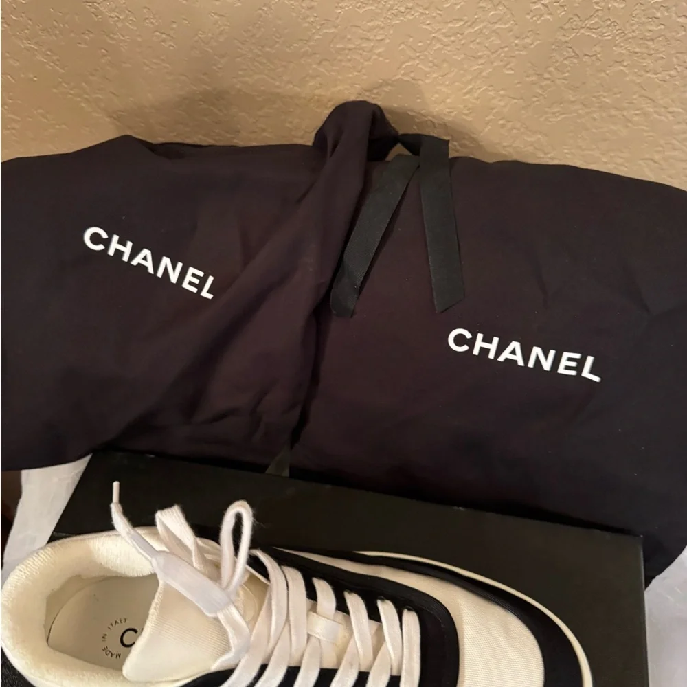 CHANEL Black and White Low-Top Sneakers